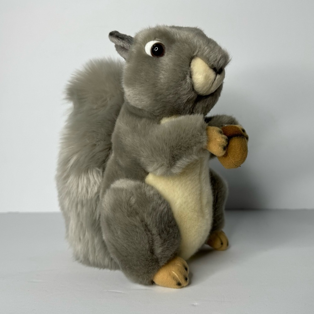 Miyoni by Aurora Gray Squirrel with Acorn Stuffed Animal Plush New with Tags 8”